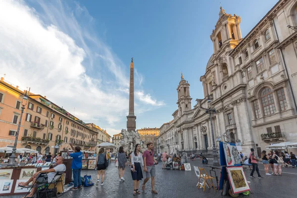 ローマのナヴォーナ広場のローマ, イタリア - 2017 年 6 月 22 日: 素晴らしいサンセットの眺め — ストック写真