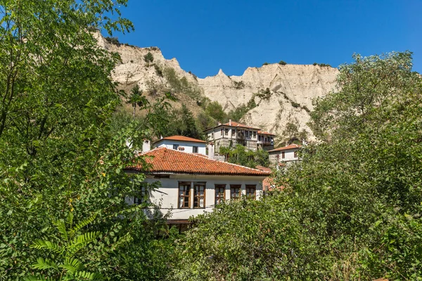 Casas antigas do século XIX na cidade de Melnik, região de Blagoevgrad — Fotografia de Stock