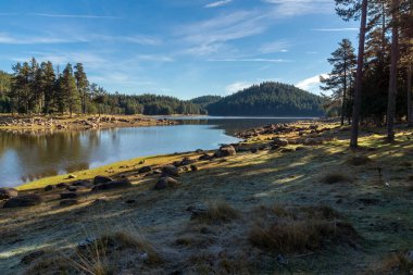 Shiroka polyana depo, Pazarcık bölgesi sonbahar görünümü şaşırtıcı