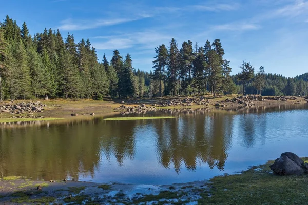 Shiroka polyana depo, Pazarcık bölgesi sonbahar görünümü şaşırtıcı