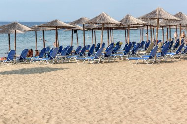 Chalkidiki, orta Makedonya, Yunanistan - 25 Ağustos 2014: Deniz manzarası, Fisher Beach Psakoudia adlı Sithonia Yarımadası, Chalkidiki, orta Makedonya