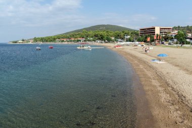 Chalkidiki, orta Makedonya, Yunanistan - 25 Ağustos 2014: Deniz manzarası, Psakoudia Beach adlı Sithonia Yarımadası, Chalkidiki, orta Makedonya