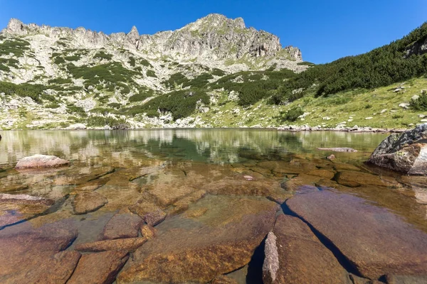 Paesaggio incredibile con Dzhangal picco e laghi Samodivski, Pirin Mountain — Foto Stock