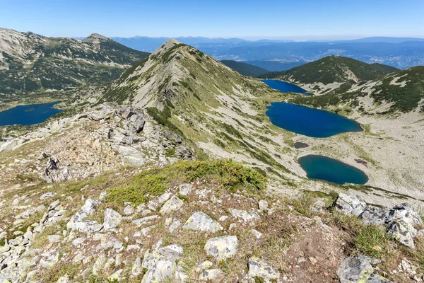 Amazing Landscape of Kremenski and popovo lakes from Dzhano peak, Pirin Mountain — Stok Foto