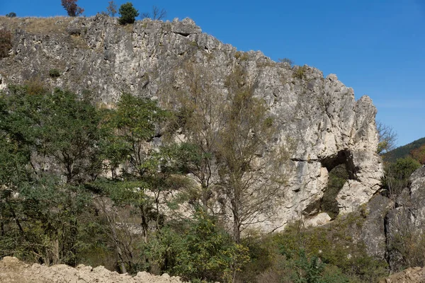Formazione rocciosa L'elefante vicino alla città di Devin, Monti Rodopi — Foto Stock