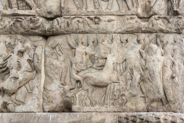 Thessaloniki, Yunanistan - 30 Eylül 2017: Roma Arch Thessaloniki, Yunanistan'ın şehir merkezinde Galerius'un