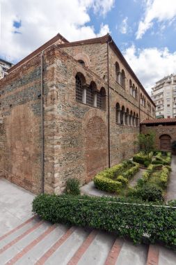 Thessaloniki, Yunanistan - 30 Eylül 2017: Acheiropoietos Thessaloniki, Yunanistan'ın şehir merkezinde, antik Bizans Kilisesi