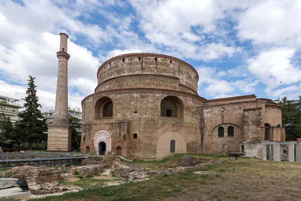 THESSALONIKI, GRÉCIA - 30 DE SETEMBRO DE 2017: Templo Romano de Rotunda no centro da cidade de Salónica, Grécia — Fotografia de Stock