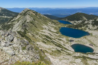Kremenski göller Dzhano tepe, Pirin Dağı üzerinden panoramik manzaralı