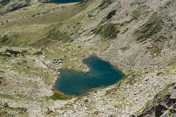 Удивительная панорама озера Аргирово возле пика Джано, Гора Пирин — стоковое фото