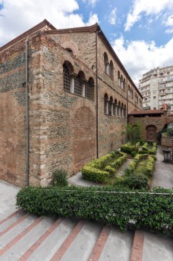 Thessaloniki, Yunanistan - 30 Eylül 2017: Acheiropoietos Thessaloniki, Yunanistan'ın şehir merkezinde, antik Bizans Kilisesi