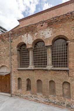 Thessaloniki, Yunanistan - 30 Eylül 2017: Acheiropoietos Thessaloniki, Yunanistan'ın şehir merkezinde, antik Bizans Kilisesi