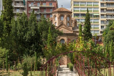 Thessaloniki, Yunanistan - 30 Eylül 2017: Antik Bizans Kilisesi, Panagia Chalkeonin Thessaloniki, Yunanistan'ın şehir merkezi