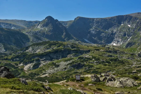 Paesaggio di Rila Mountan vicino, I sette laghi di Rila — Foto Stock