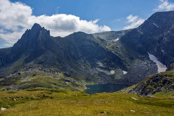 Muhteşem manzara ikiz göl, Rila Yedi Göller, — Stok fotoğraf