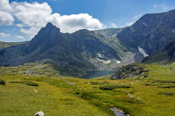 Muhteşem manzara ikiz göl, Rila Yedi Göller — Stok fotoğraf