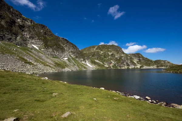 Böbrek göl, Rila Yedi Göller muhteşem manzara,