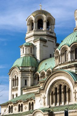 Sofia, Bulgaristan - 7 Kasım 2017: Sofya Katedrali Saint Alexander Nevski altın kubbeleri