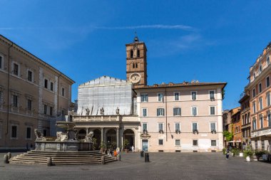 Rome, İtalya - 23 Haziran 2017: Görünüm Basilica of Our Lady Trastevere, Roma, Amazing