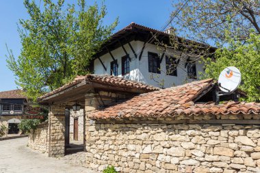 Veliko Tarnovo, Bulgaristan - 11 Nisan 2017: Arbanasi, Veliko Tarnovo bölge köyde eski evleri