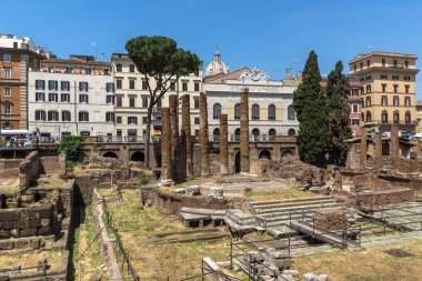 Rome, İtalya - 23 Haziran 2017: Roma, İtalya Arjantin'de Largo di Torre görünümünü şaşırtıcı