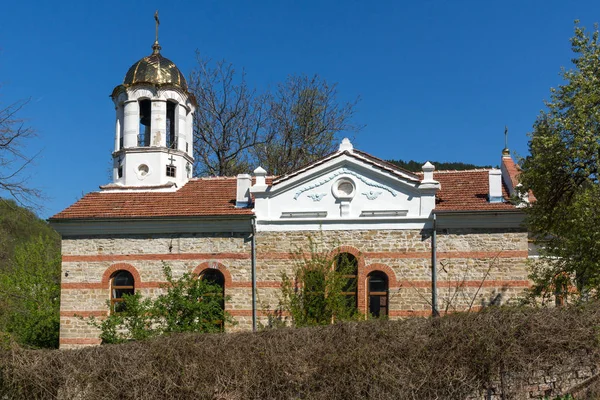 Μεσαιωνική Εκκλησία Της Κοίμησης Της Θεοτόκου Στην Πόλη Βέλικο Τάρνοβο — Φωτογραφία Αρχείου