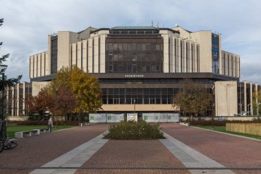Sofia, Bulgaristan-12 Kasım 2017: Sofya, Bulgaristan Ulusal Kültür Sarayı görünümünü şaşırtıcı
