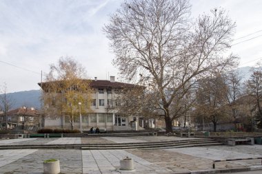 Ustina, Bulgaristan - 23 Aralık 2013: Merkezi, köy Ustina, Plovdiv bölge, Bulgaristan 