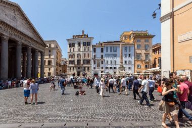 Rome, İtalya - 23 Haziran 2017: Ön görünüm Panteon Roma, İtalya