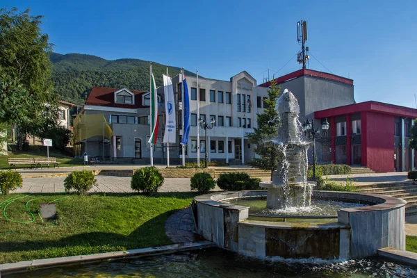 Sapareva Banya, Bulgaristan - 13 Ağustos 2013: Spa merkezi Resort Sapareva Banya, Bulgaristan