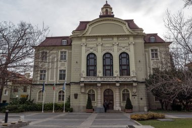 Plovdiv, Bulgaristan - 30 Aralık 2016: Bina City Hall içinde merkezi şehir Plovdiv, Bulgaristan