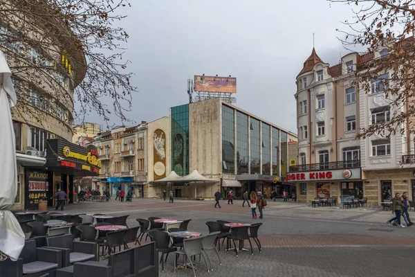 Plovdiv Bulgaria Diciembre 2016 Caminatas Casas Calle Central Ciudad Plovdiv — Foto de Stock