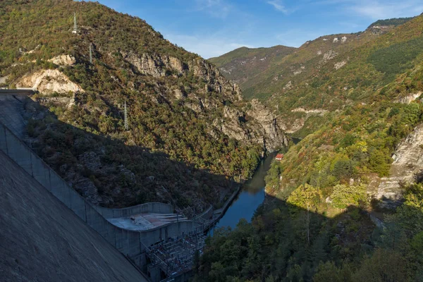 Incredibile Paesaggio Autunnale Del Meandro Vacha Antonivanovtsy Serbatoio Rodopi Montagna — Foto Stock