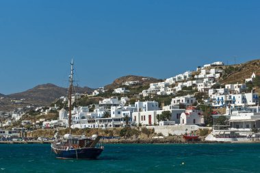 Mykonos, Yunanistan - 1 Mayıs 2013: Port Mykonos Adası, Kiklad Adaları, Yunanistan
