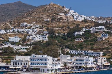 Naxos, Yunanistan - 4 Mayıs 2013: Panoramik Nakşa Adası, Kiklad Adaları, Yunanistan