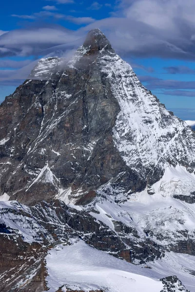 Zimowa Panorama Góry Matterhorn Pokryte Chmury Kanton Valais Alpy Szwajcaria — Zdjęcie stockowe