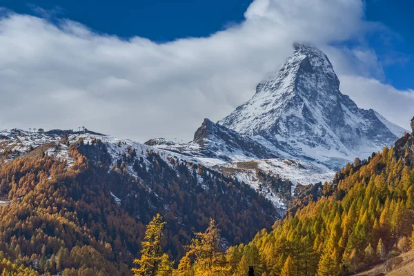 놀라운 호른에서 체르마트 알프스 스위스의 — 스톡 사진