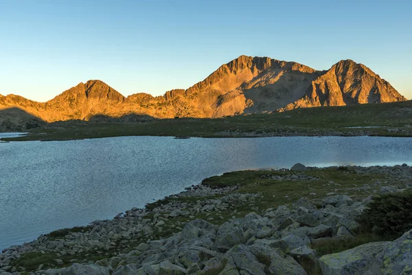 Sunset Landscape Kamenitsa Peak Tevno Lake Pirin Mountain Bulgaria — Stock Photo, Image