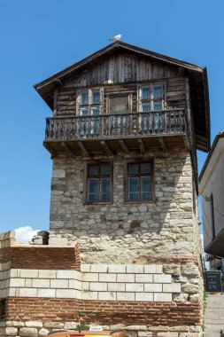 Nessebar, Bulgaristan - 30 Temmuz 2014: Bina eski şehir, Nessebar içinde Burgaz bölge, Bulgaristan