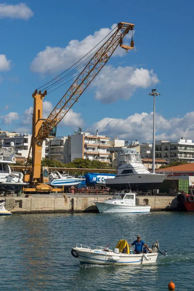 Dedeağaç, Yunanistan - 23 Eylül 2017: Bağlantı noktası ve Dedeağaç şehri, Doğu Makedonya ve Trakya, Yunanistan için Panorama