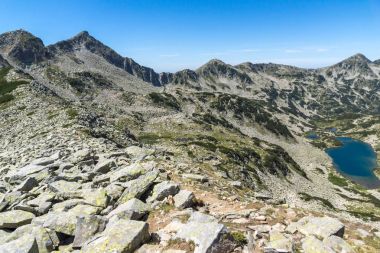 Uzun göl, Pirin Dağı, Bulgaristan ile muhteşem manzara