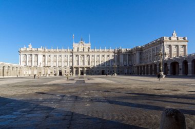Madrid, İspanya - 22 Ocak 2018: Royal Palace of Madrid, İspanya'nın güzel manzarasına