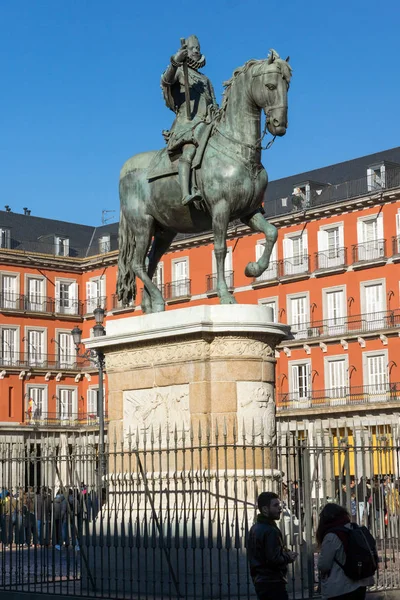 Madrid Espanha Janeiro 2018 Plaza Mayor Com Estátua Rei Philips — Fotografia de Stock