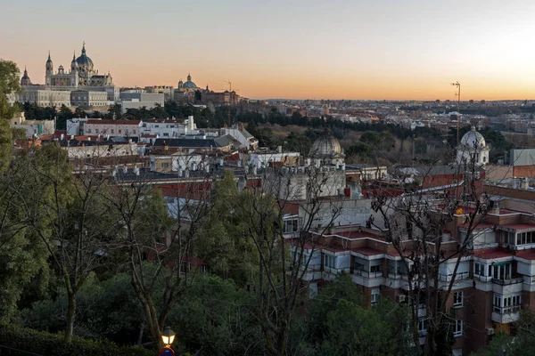 Madrid Spain January 2018 Sunset View Royal Palace Almudena Cathedral — Stock Photo, Image