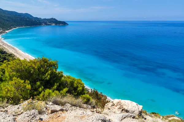 Panoramisch Uitzicht Kokkinos Vrachos Strand Met Blauw Water Lefkada Ionische — Stockfoto