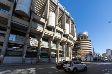 Madrid, İspanya - 21 Ocak 2018: Dışında görüntülemek Santiago Bernabeu Stadyumu şehir Madrid, İspanya