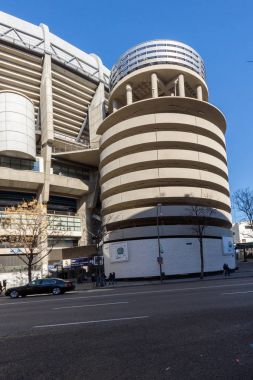 Madrid, İspanya - 21 Ocak 2018: Dışında görüntülemek Santiago Bernabeu Stadyumu şehir Madrid, İspanya