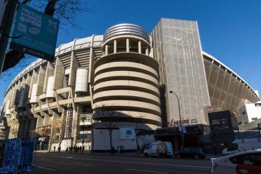 Madrid, İspanya - 21 Ocak 2018: Dışında görüntülemek Santiago Bernabeu Stadyumu şehir Madrid, İspanya