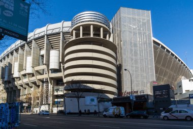 Madrid, İspanya - 21 Ocak 2018: Dışında görüntülemek Santiago Bernabeu Stadyumu şehir Madrid, İspanya