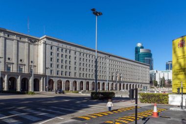 Madrid, İspanya - 21 Ocak 2018: İş binalar Paseo de la Castellana Street City, Madrid, İspanya